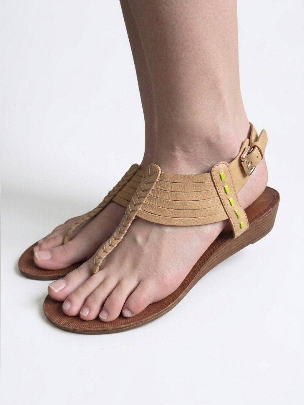 Coach Women's India Sandals Leather Gladiator T Strap Thong Wedge Tan Size 7.5